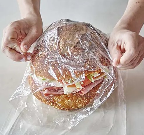 Udpakning af fordelene: PE-plastfolie og dets praktiske anvendelser